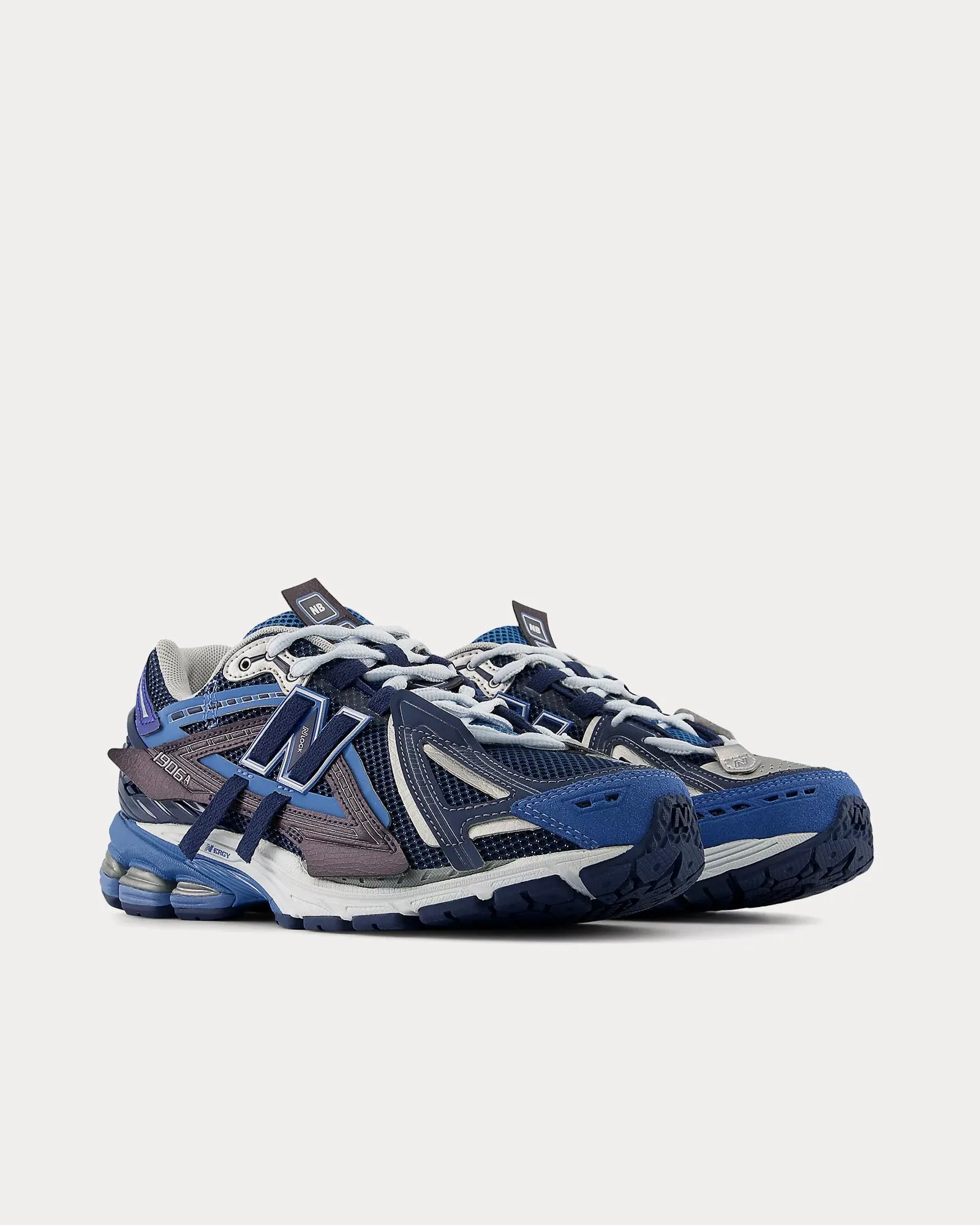 1906a Sea Stone / NB Navy / Vintage Indigo Low Top Sneakers