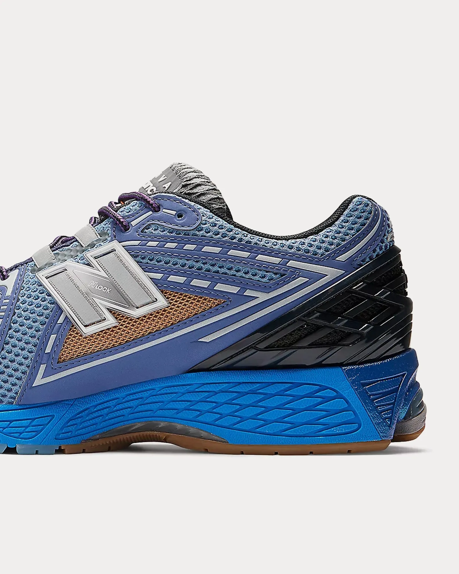1906r Blue Shadow / Black Low Top Sneakers