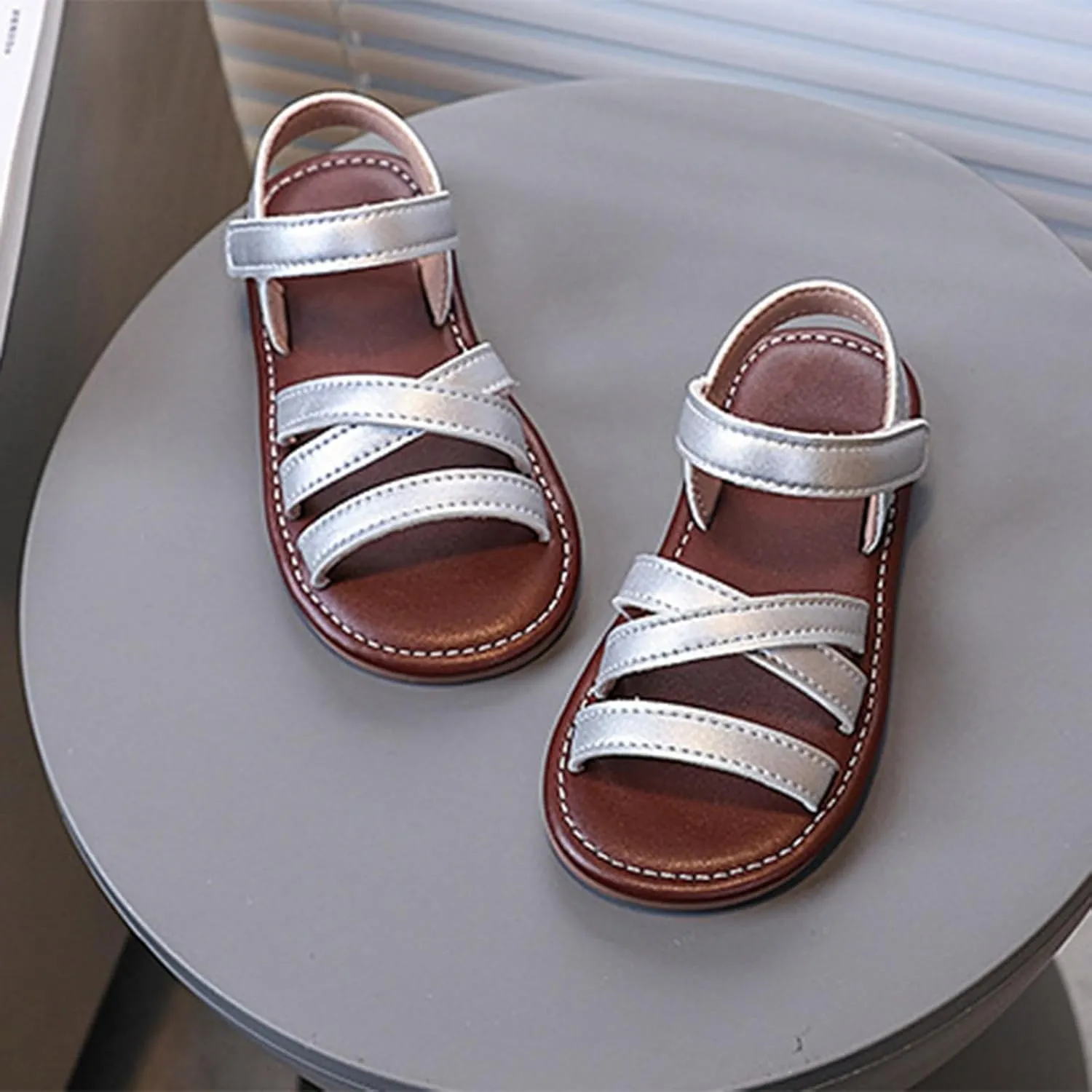 2025 Girls Casual Sandals Fashion Outdoor Sport Walking Footwear with Ankle Strap Summer Slip-On Beach Vacation Slides Comfortable Cute Kids Open Toe Slippers Breathable Dressy Party Dance Shoes