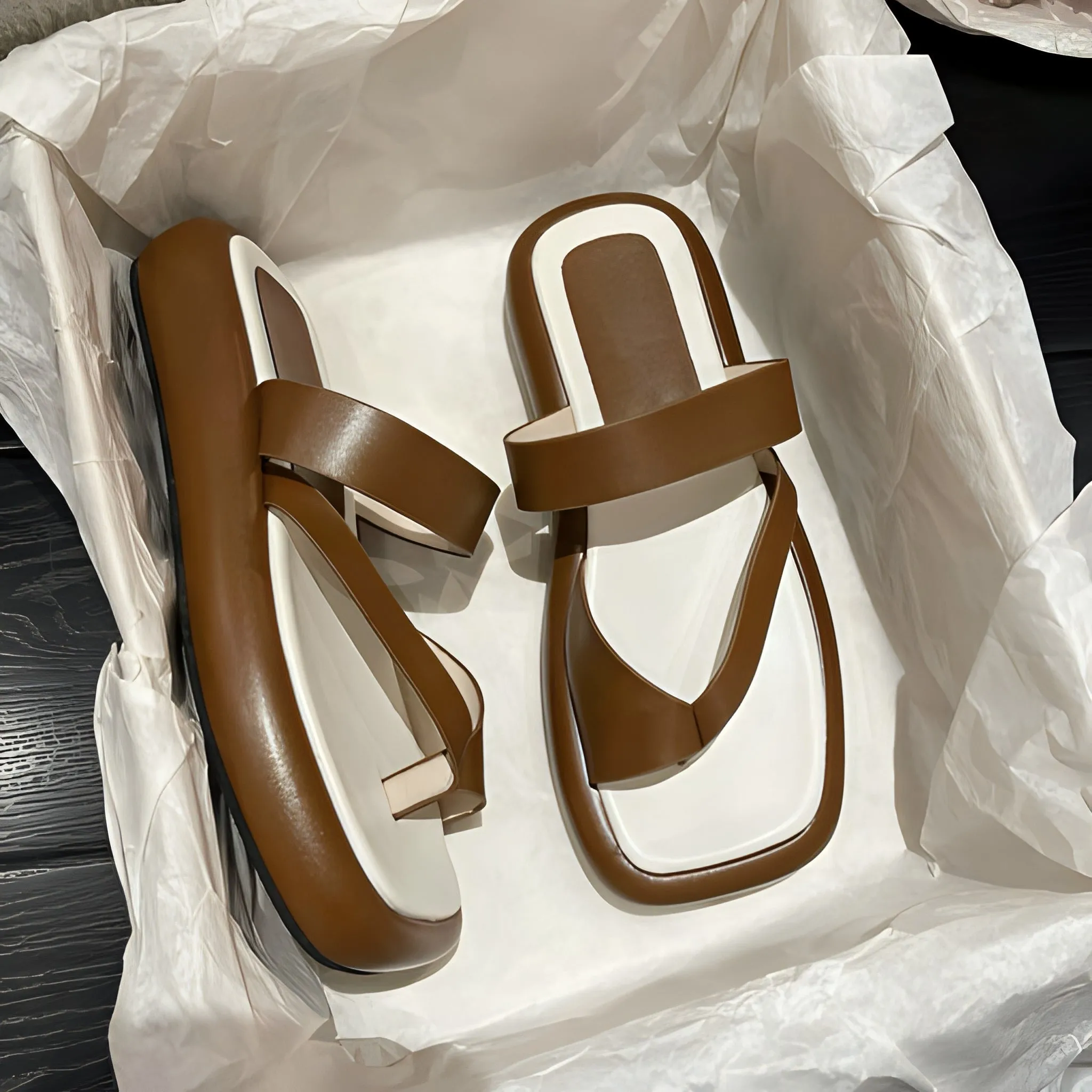Amir Slippers