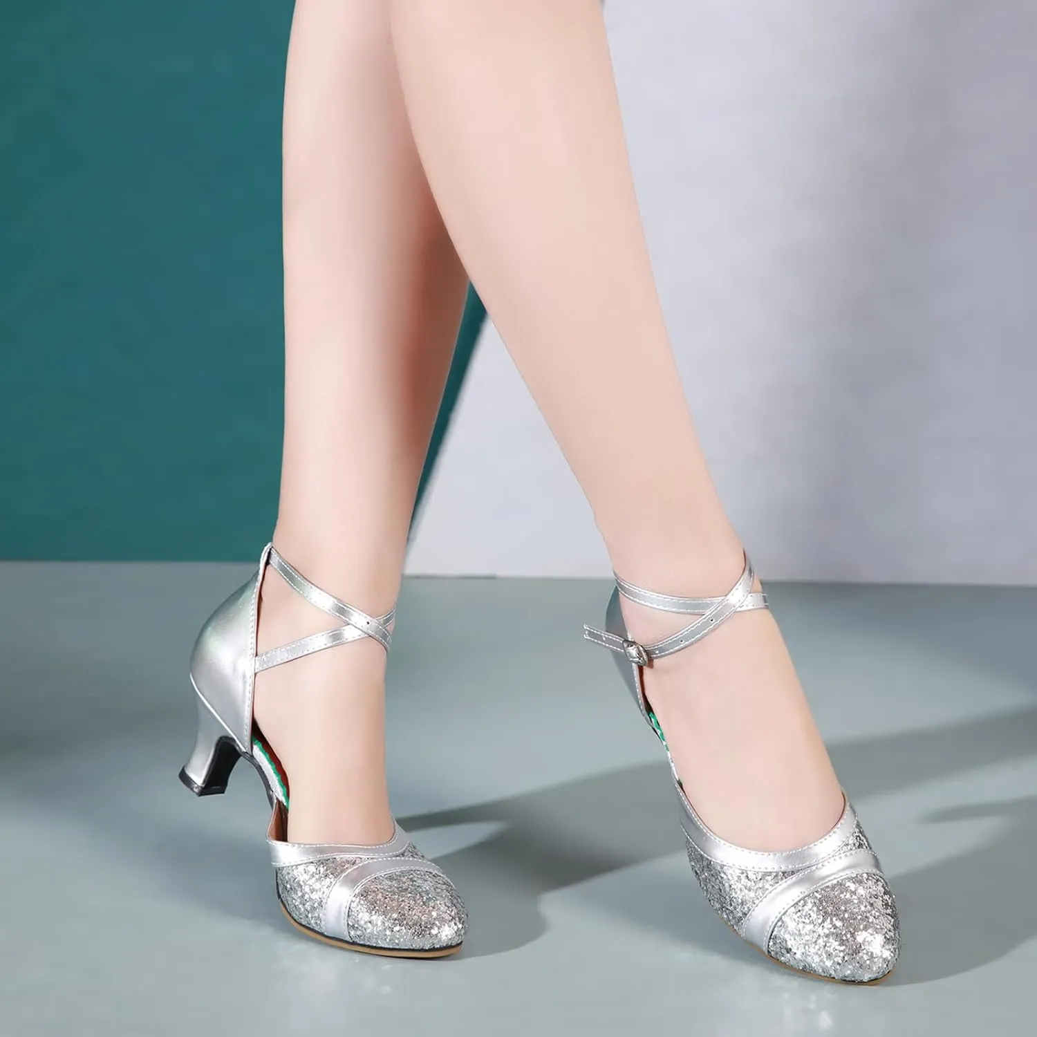 AOQUNFS Women's Glitter Latin Dance Shoes Closed Toe Ballroom Performance Wedding Sequin Dancing Shoes,FT021
