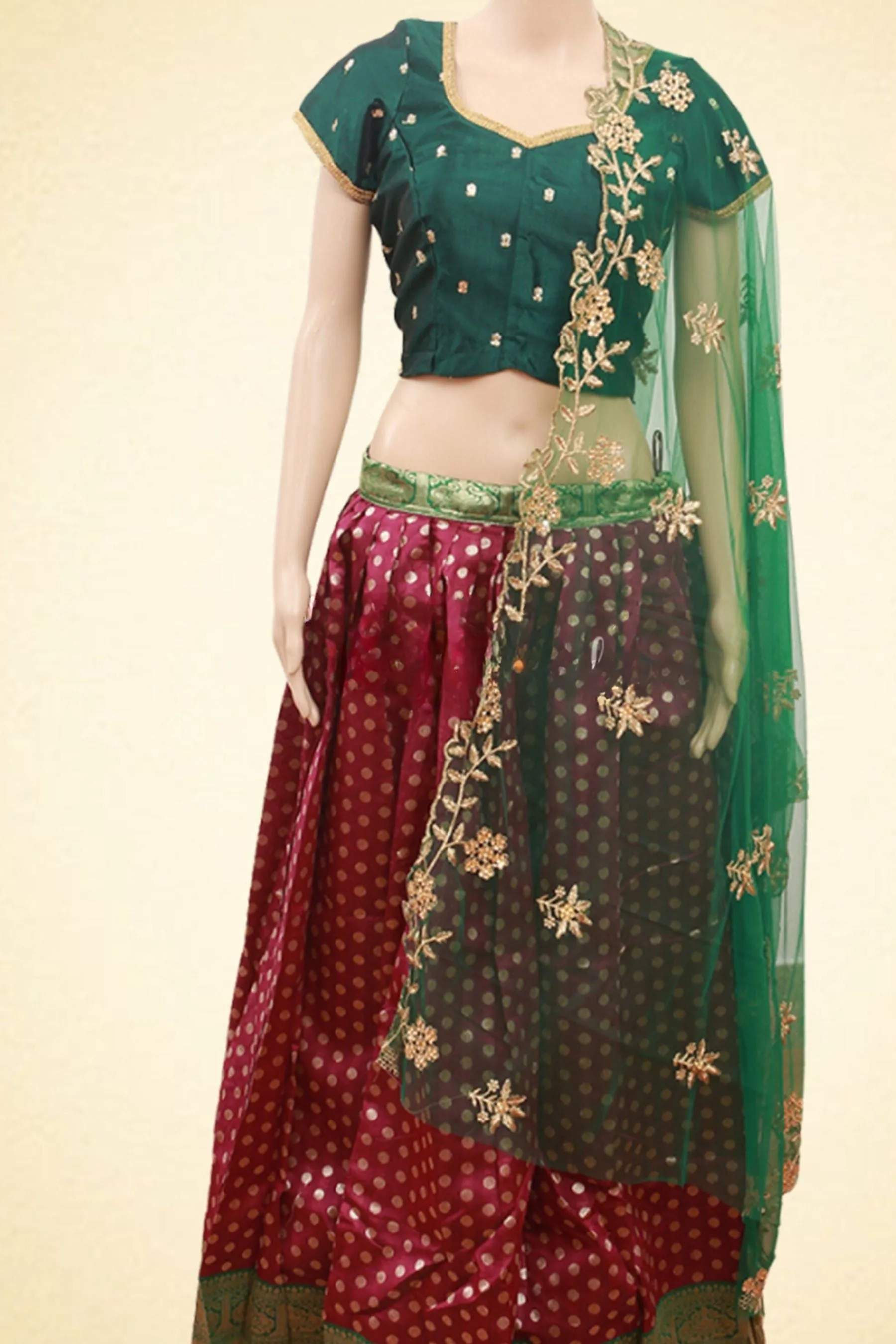Lehenga Set with Soft silk thread weaving and contrast border Blouse