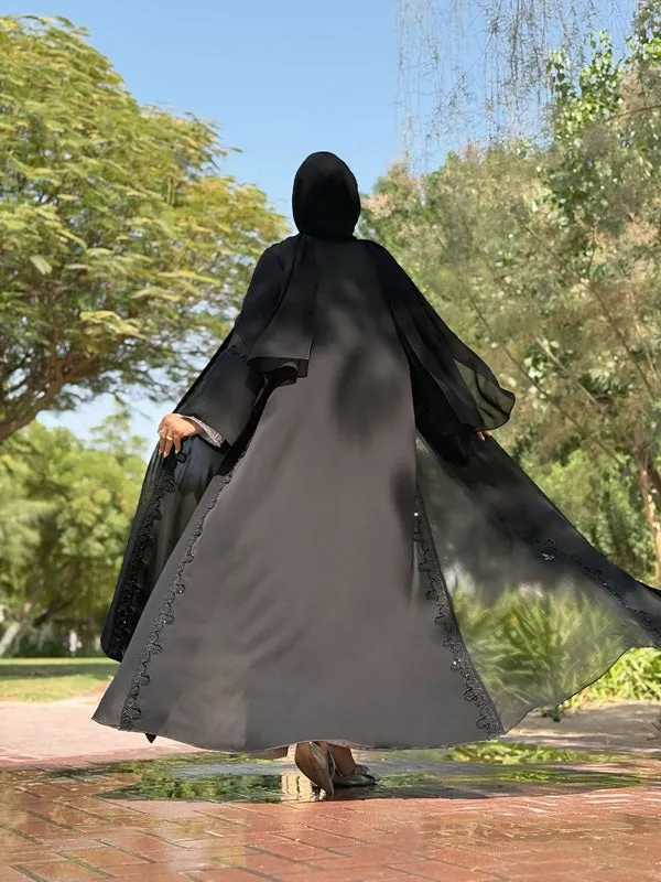 Nida and Chiffon plain abaya with lace