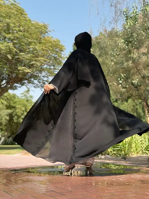 Nida and Chiffon plain abaya with lace
