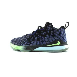 NIKE FAST BREAK