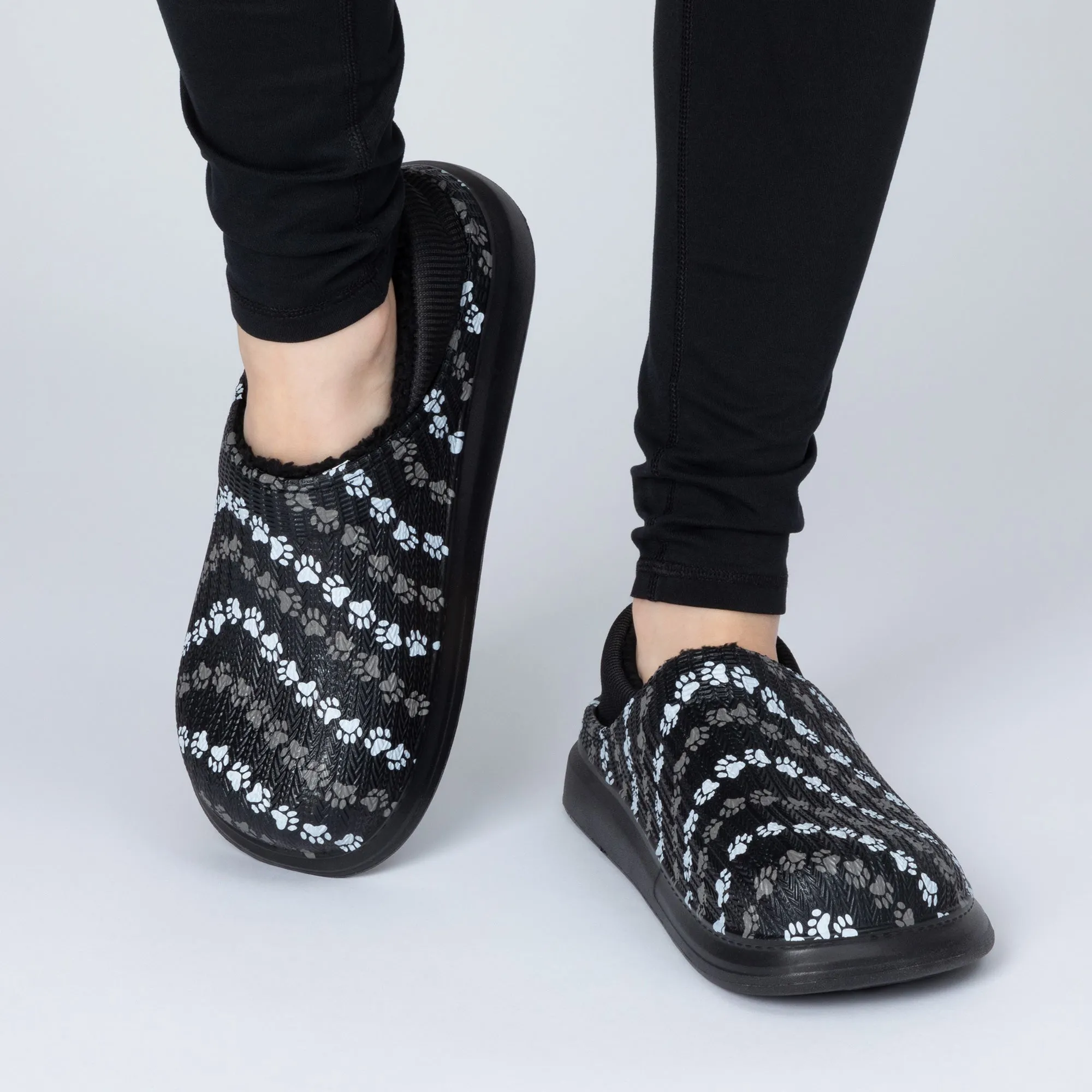 Paw Print Faux Fur Lined Slipper Shoes with Comfort Heel