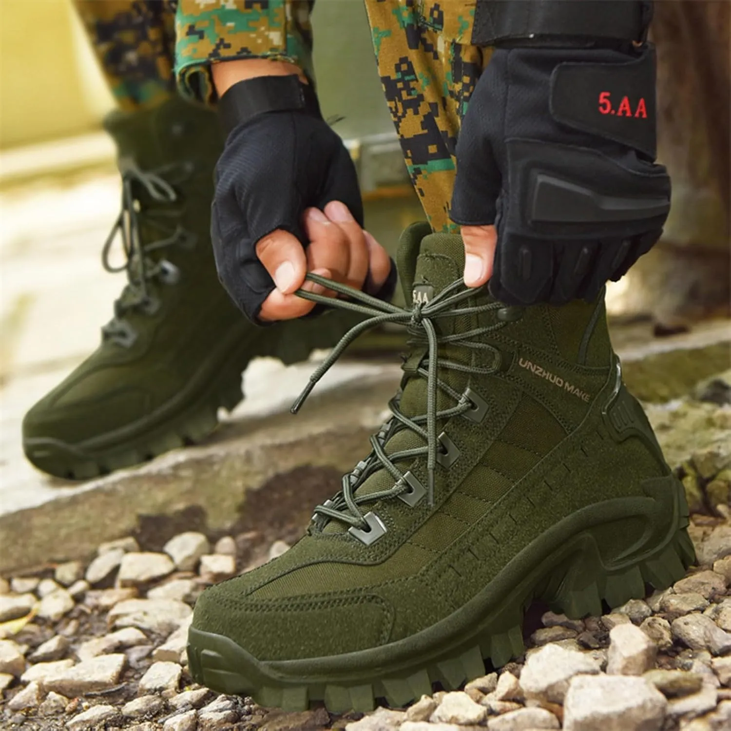 Slip on Walking Shoes Men Comfortable High Top Hiking Boots Ultra Lightweight Breathable Fashion Sneakers Non Slip Arch Support Vacation Training Gym Shoes Wide Width