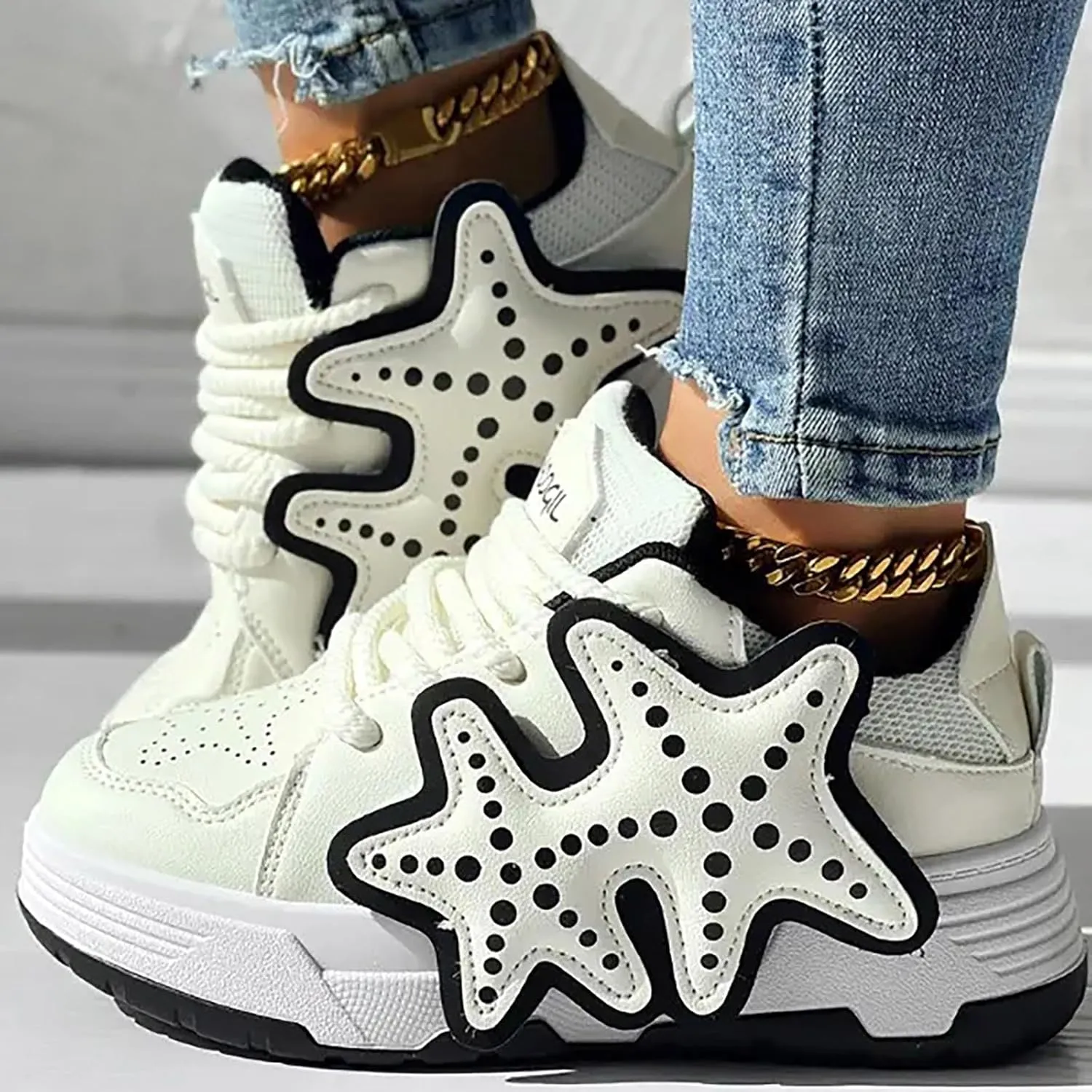 Slip on Walking Shoes Women Memory Foam Non Slip Running Shoes Wide Width Breathable Mesh Sports Workout Tennis Shoes Lightweight Sneakers Indoor Outdoor