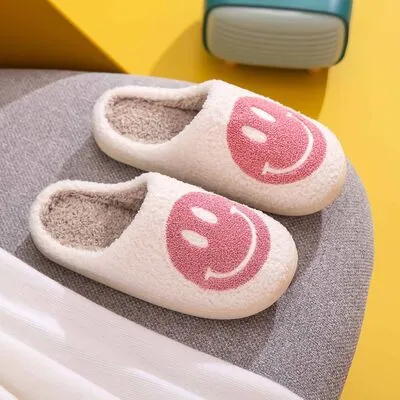 Smiley Face Slippers in White/Pink