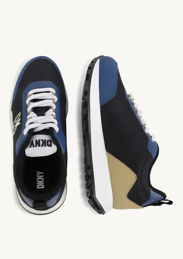 Sneakers With Logo