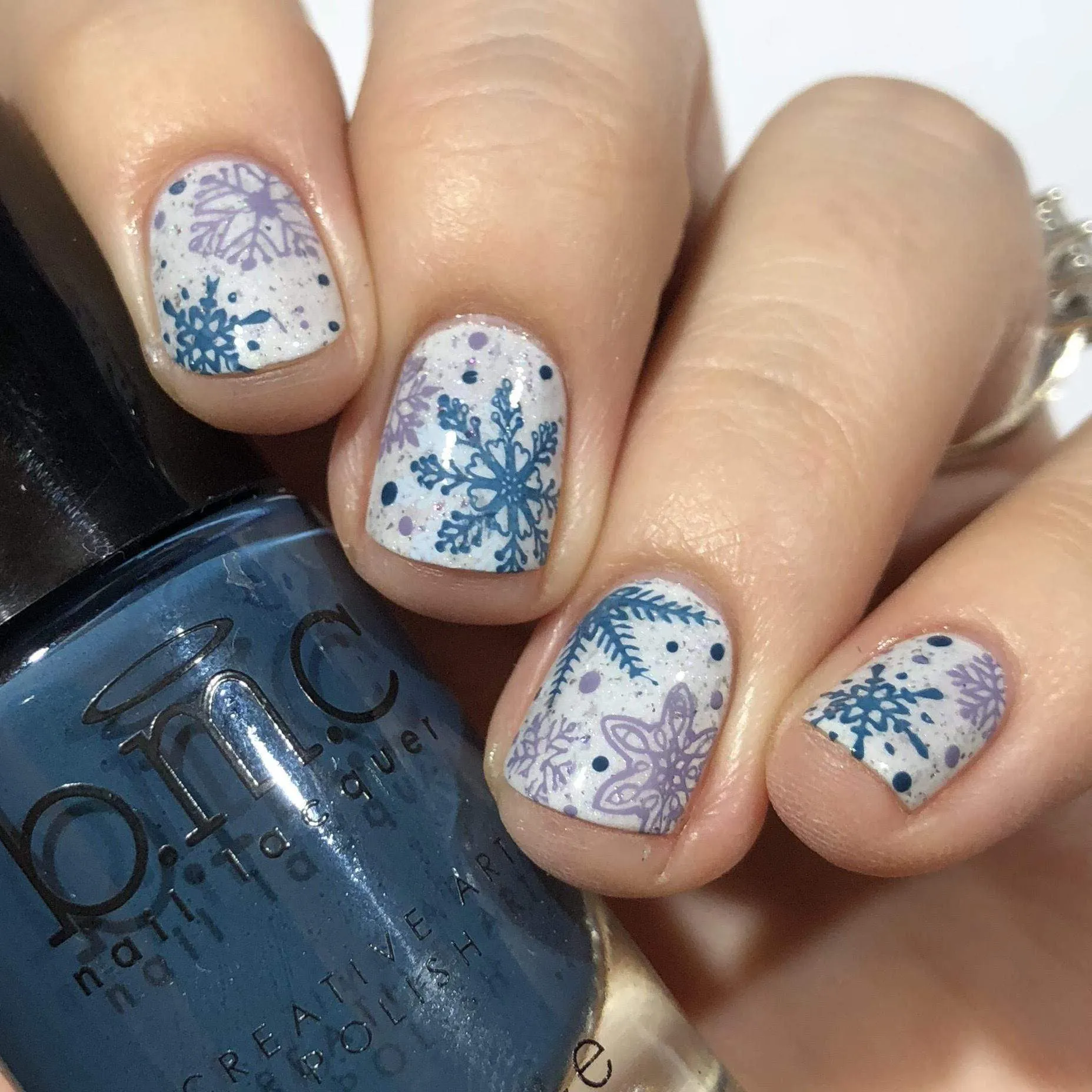 Snowflake Waltz: 6-Piece Stamping Art Polish Set
