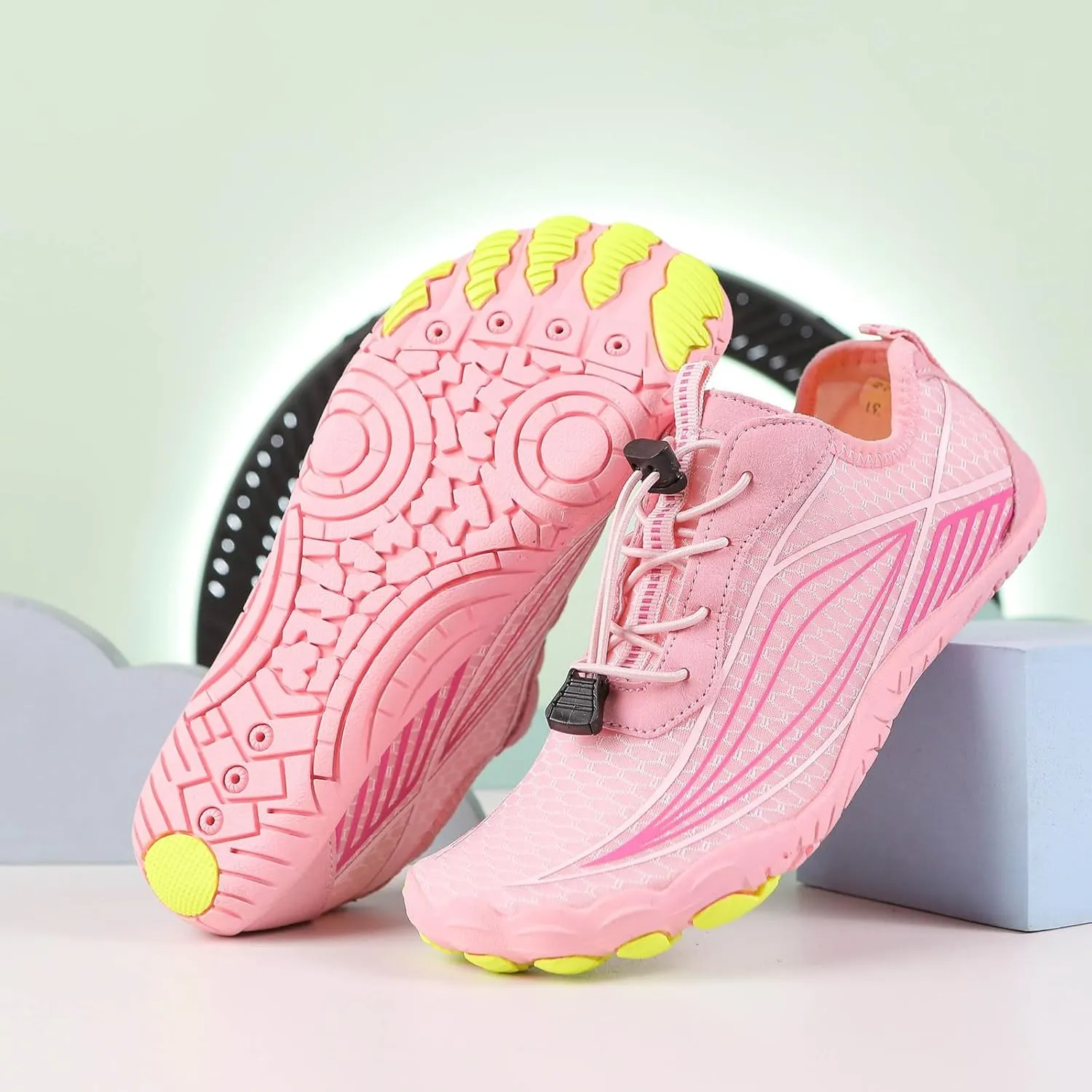 Women's Slip on Walking Shoes Non Slip Memory Foam Running Shoes Wide Width Breathable Gym Workout Shoes Ladies 2024 Fashion Sneakers